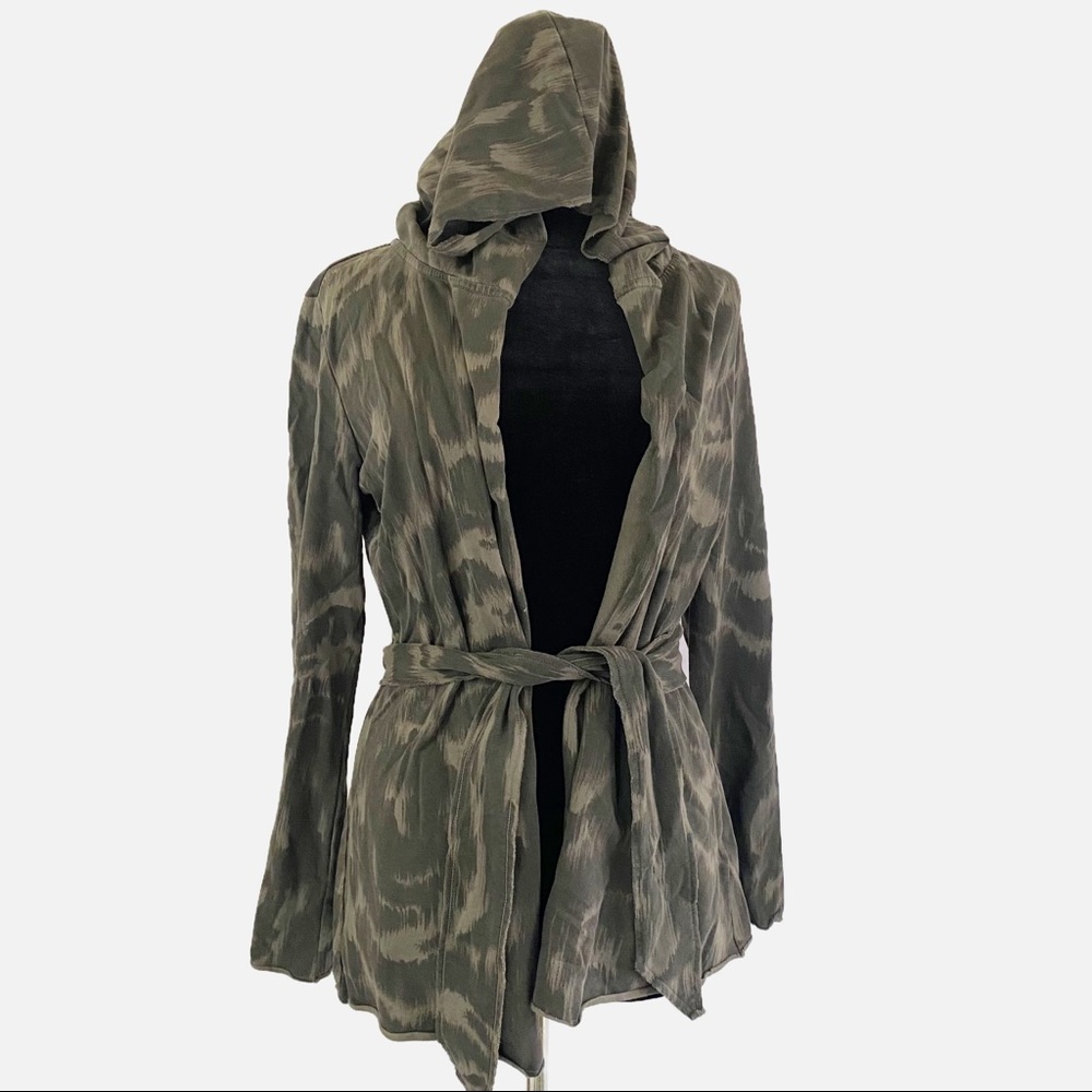 🌷Lucky Brand Hooded Camo Robe Gray Camo EUC LIKE NEW